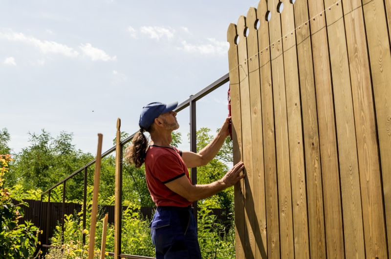 Wood Fence Installers